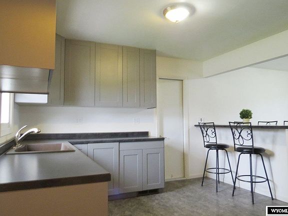 5th image of 1001 Mary Anne Dr