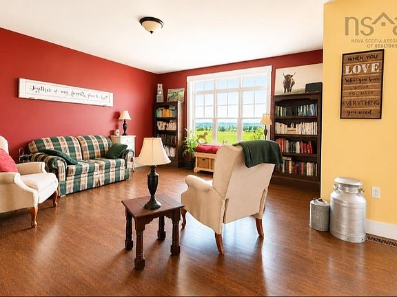 5th image of 385 Archibald Brook Rd