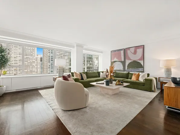 200 East 66th Street image 1 of 35