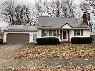 2015 Irene Ave NE, Warren, OH 44483