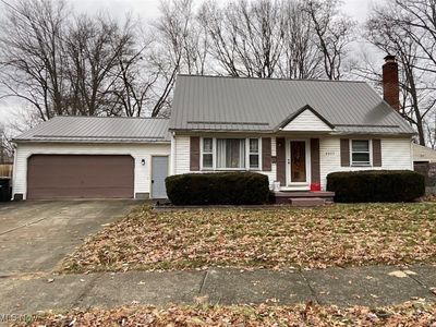 2015 Irene Ave NE, Warren, OH, 44483