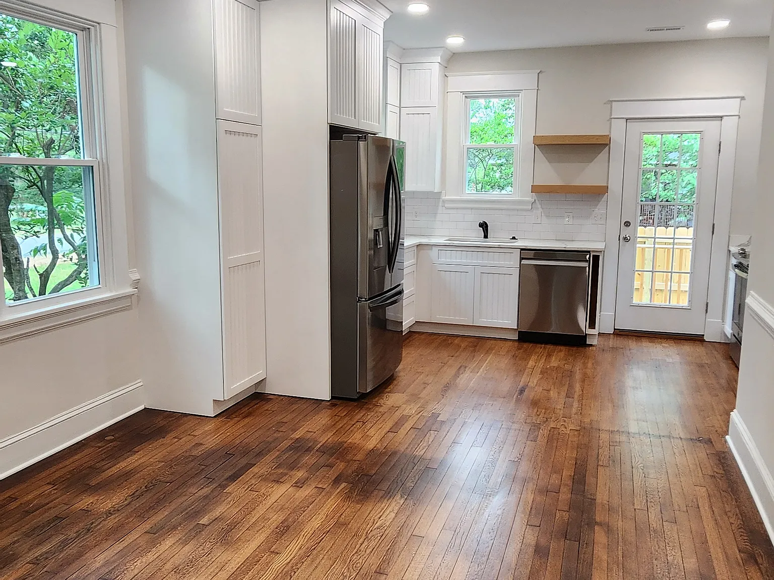 4407 Penick Rd — Photo 2