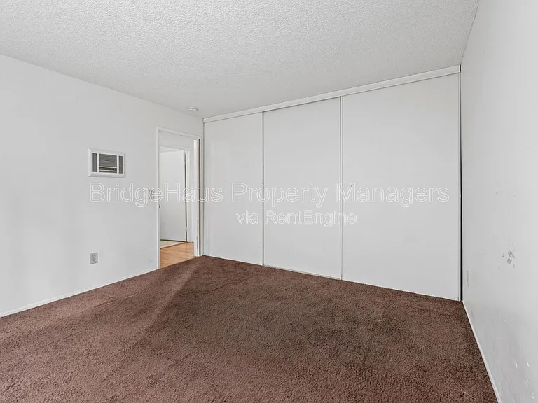 449 S Mollison Ave #3 — Photo 17