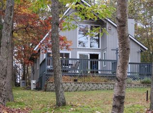 137 N Forrest Dr, Milford, PA 18337