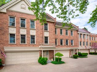 1 Landmark, Northfield, IL 60093