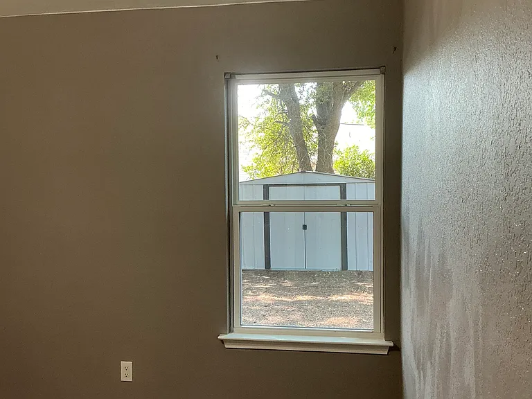 518 Mockingbird Dr — Photo 14