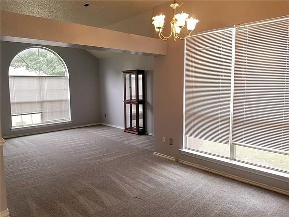 5th image of 1724 Worthington Ln