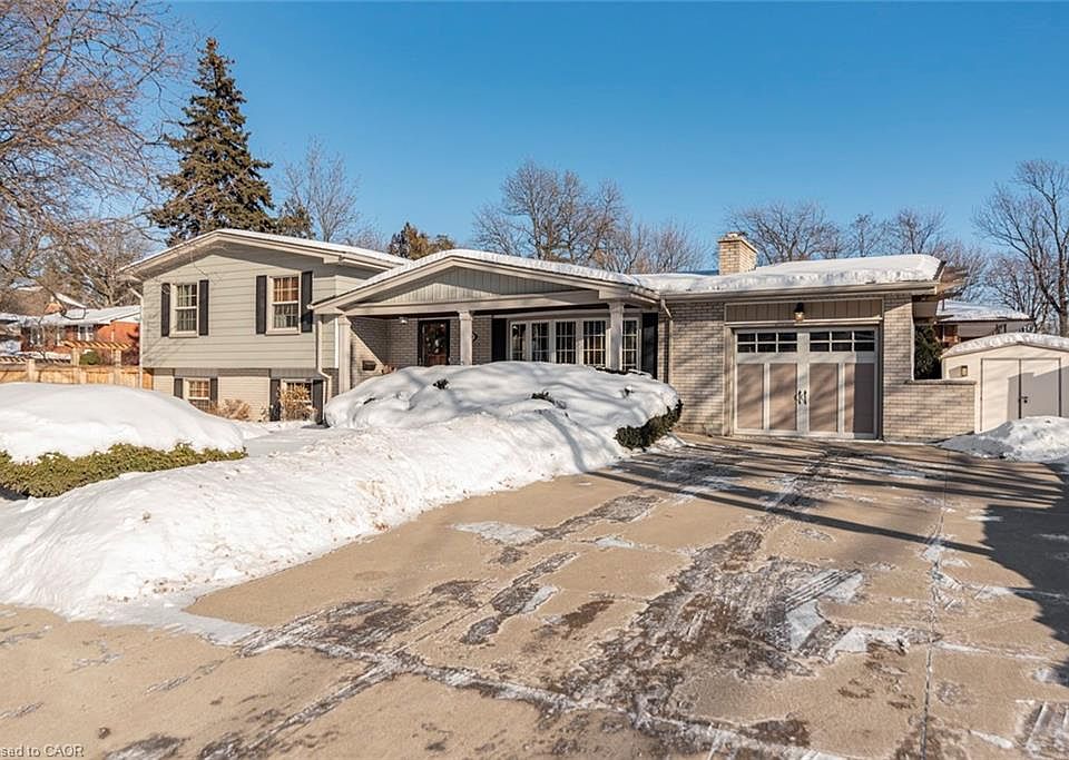 1st image of 92 Auchmar Rd