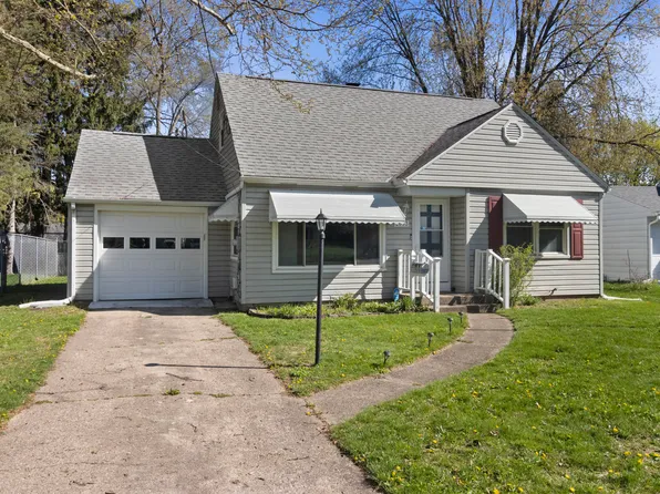 2003 Dorchester Ave, Kalamazoo, MI 49001