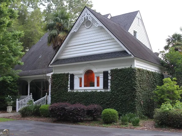 124 N Valhalla Ln, Cordele, GA 31015