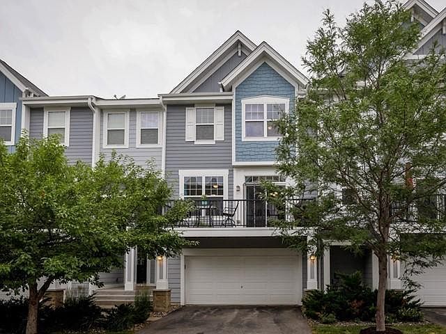 1st image of 15619 Echo Ridge Rd #908