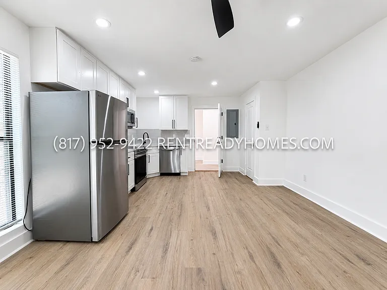 1510 W Jefferson Blvd #104 — Photo 6