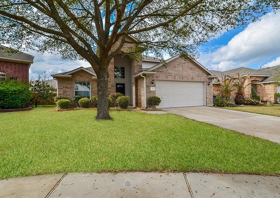 1st image of 714 Vista Grove Cir