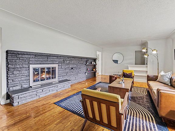 4th image of 5205 Faircrest Ln