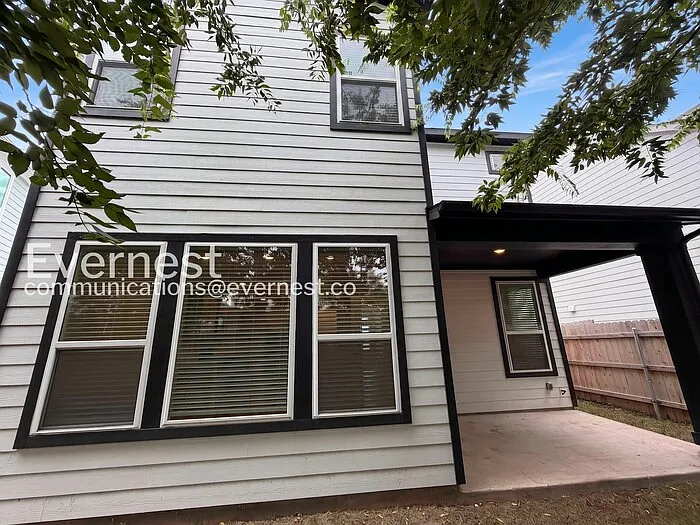 1517 Iberville Dr — Photo 17