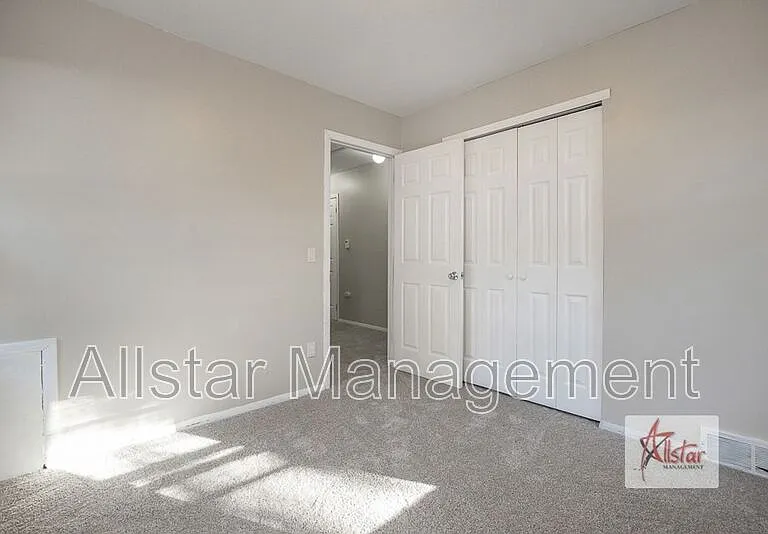 8958 Woodridge Ln — Photo 12