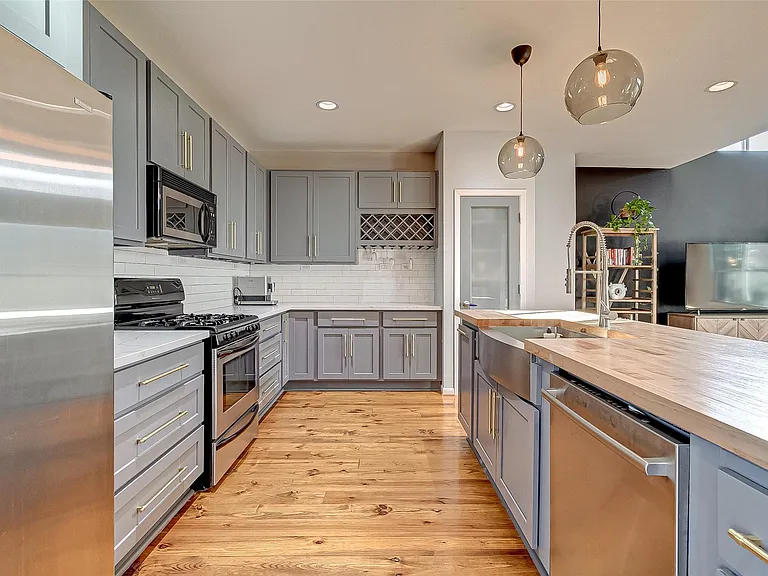 4308 Lillian St #A — Photo 27