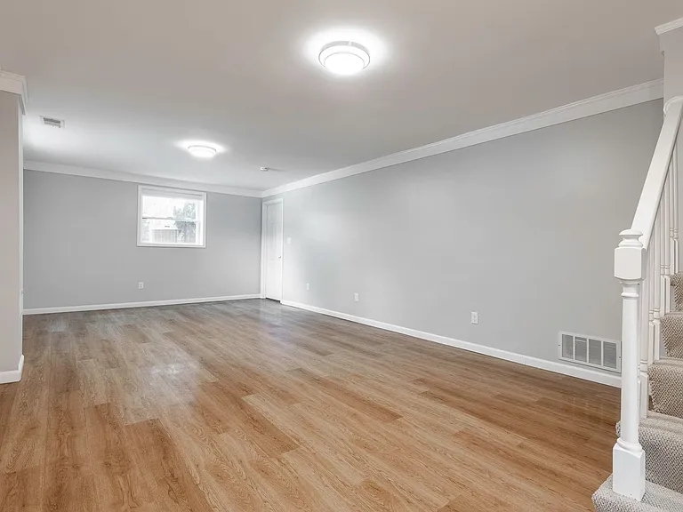 1907 Charbdin Pl — Photo 35
