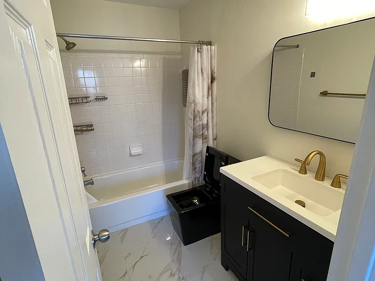 507 Stafford Glen Ct — Photo 23