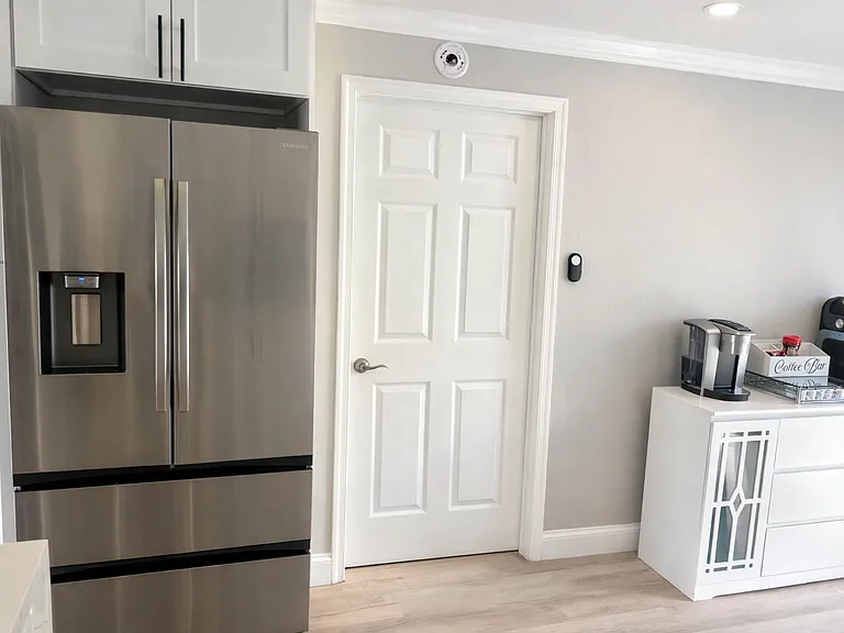 7344 Palmdale Dr — Photo 3