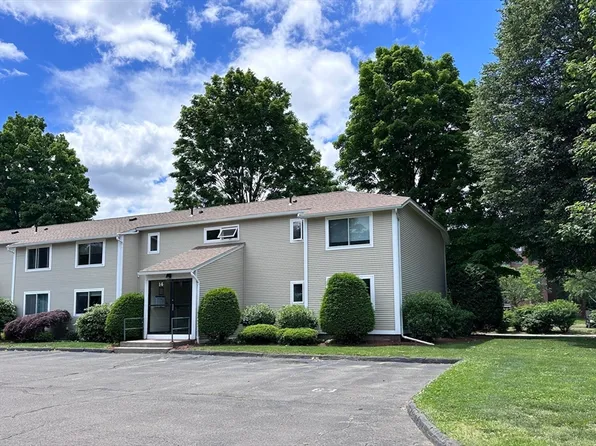 14 Arbor Way APT C, Holyoke, MA 01040