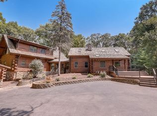 W310S428 Maple Ave, Township of Delafield, WI