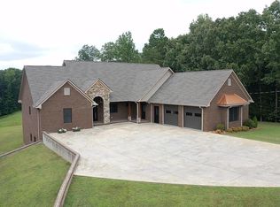 2660 Van Dyke Rd, Paris, TN 38242