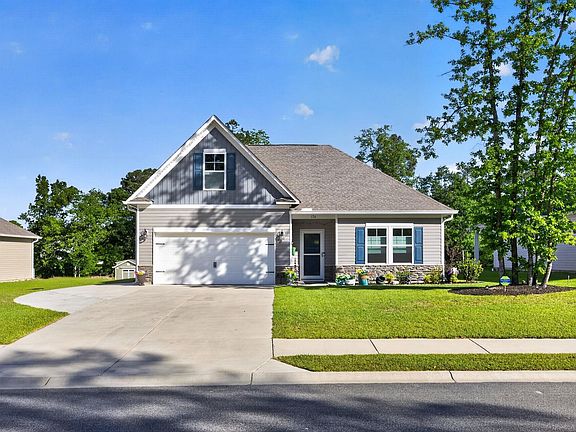 2nd image of 176 Southern Oak Dr