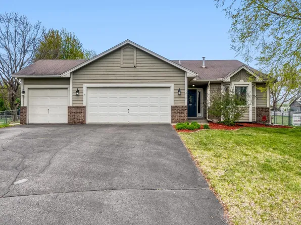 1212 142nd Ln NW, Andover, MN 55304