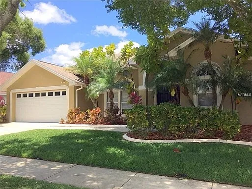 12421 Seabrook Dr — Photo 2