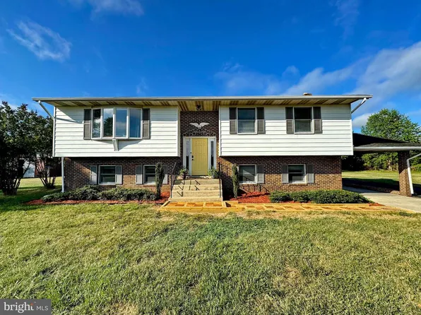 8530 Wedding Dr, Welcome, MD 20693