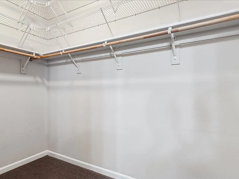 1875 Verrazona Dr — Photo 24
