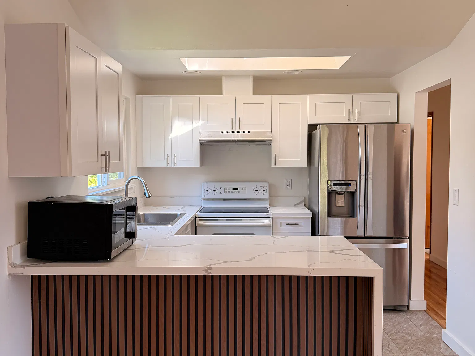 3 bed, 1700 sqft, $2,500 — Photo 2