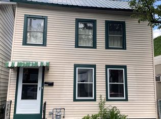 706 2nd Ave, Troy, NY 12182