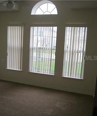 5th image of 10621 Laxton St