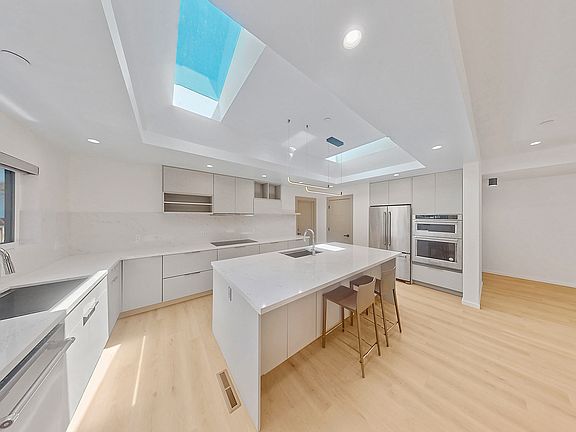5th image of 1257 Sleepy Hollow Ln