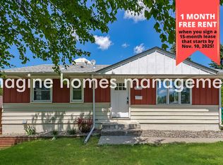 8214 W 35th St, Minneapolis, MN 55426