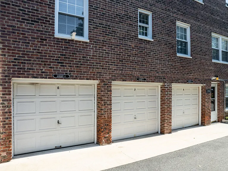 218 Millburn Avenue Apartments — Photo 9