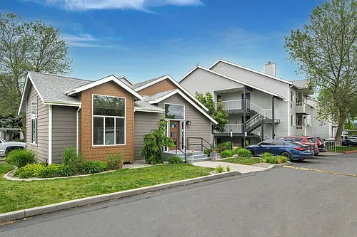 Willowbrook Apartments Photo 1