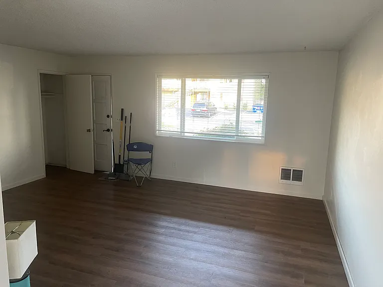 12475 SW Ash Ave — Photo 6