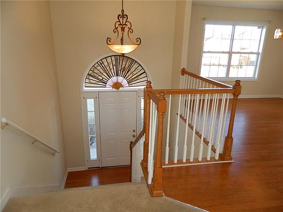 4th image of 3329 Gableridge Ct