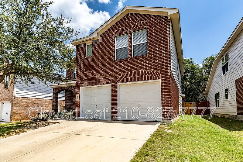 4 bed, 2.5 bath, 2493 sqft, $1,897 — Photo 3