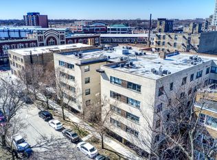 7616 N Marshfield Ave APT 201, Chicago, IL 60626
