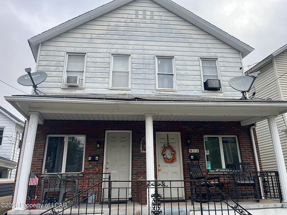1st image of 14A E Oak St