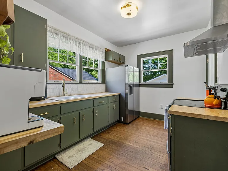 821 Greenwood Ave — Photo 11