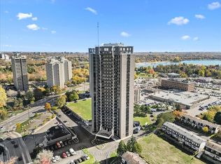 900 Dynes Rd #1201, Ottawa, ON K2C 3L6