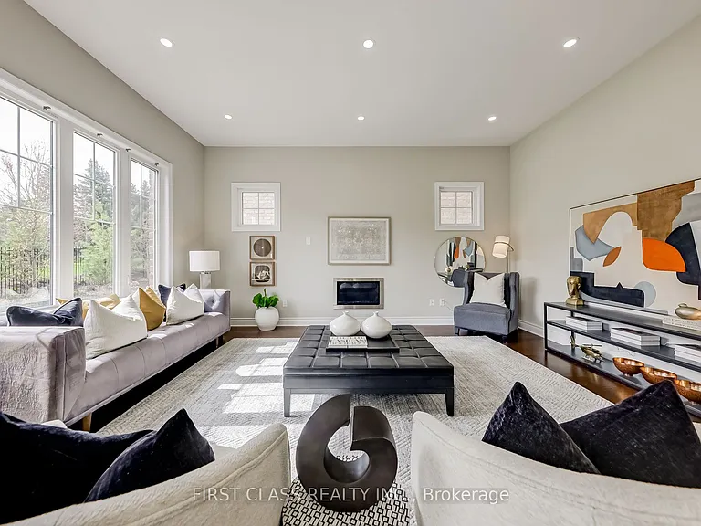 60 Match Point Ct — Photo 8