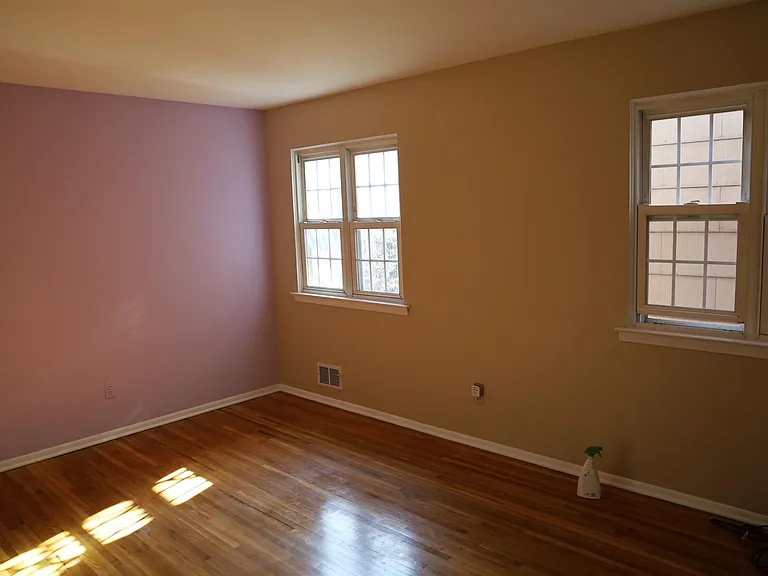 635 Sussex St — Photo 8