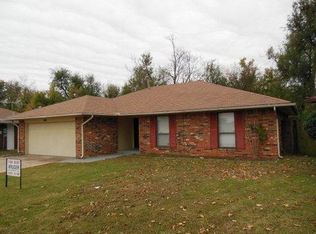 3110 N Wheeler Cir, Bethany, OK 73008
