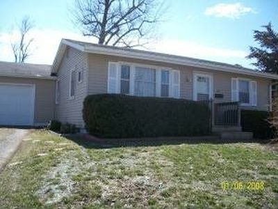 102 W Pearl St, Savannah, MO, 64485